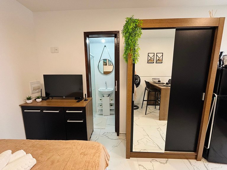 Canasvieiras - Apto Studio (103) - 700m da praia