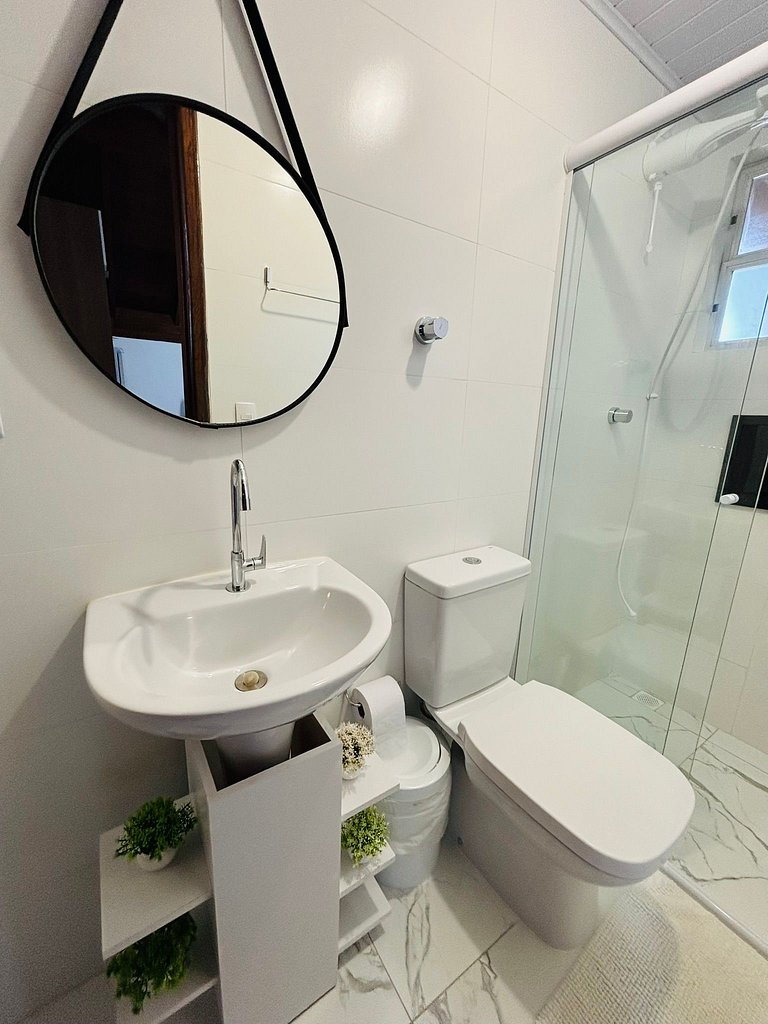 Canasvieiras - Apto 1 quarto (305) - 700m da praia