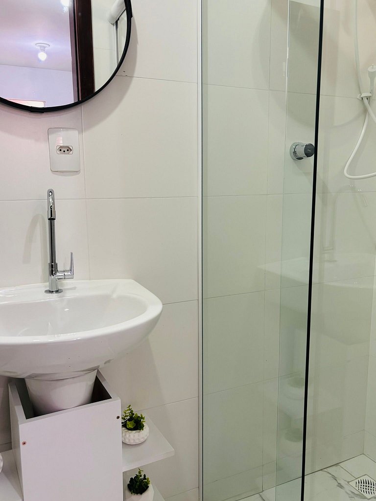 Canasvieiras - Apto 1 quarto (205) - 700m da praia