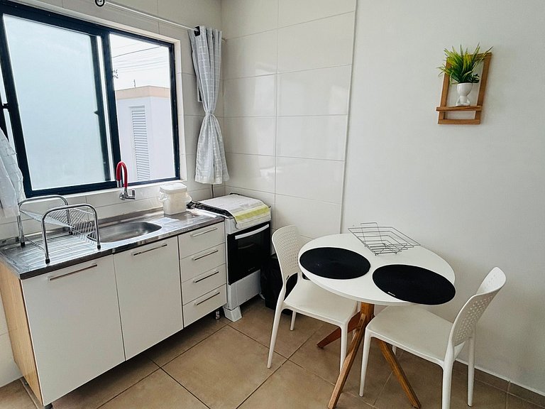 Canasvieiras - Apto Studio (101) - 700m da praia