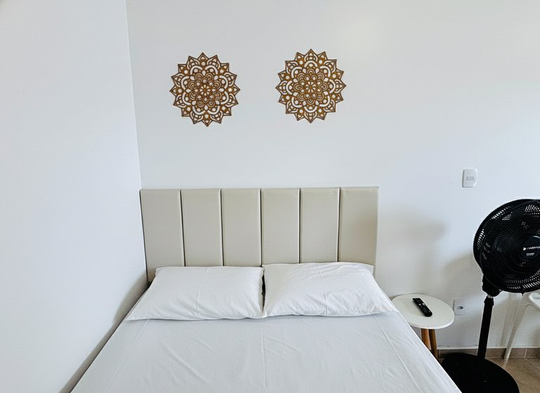 Canasvieiras - Apto Studio (102) - 700m da praia