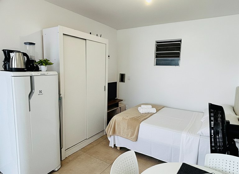 Canasvieiras - Apto Studio (102) - 700m da praia