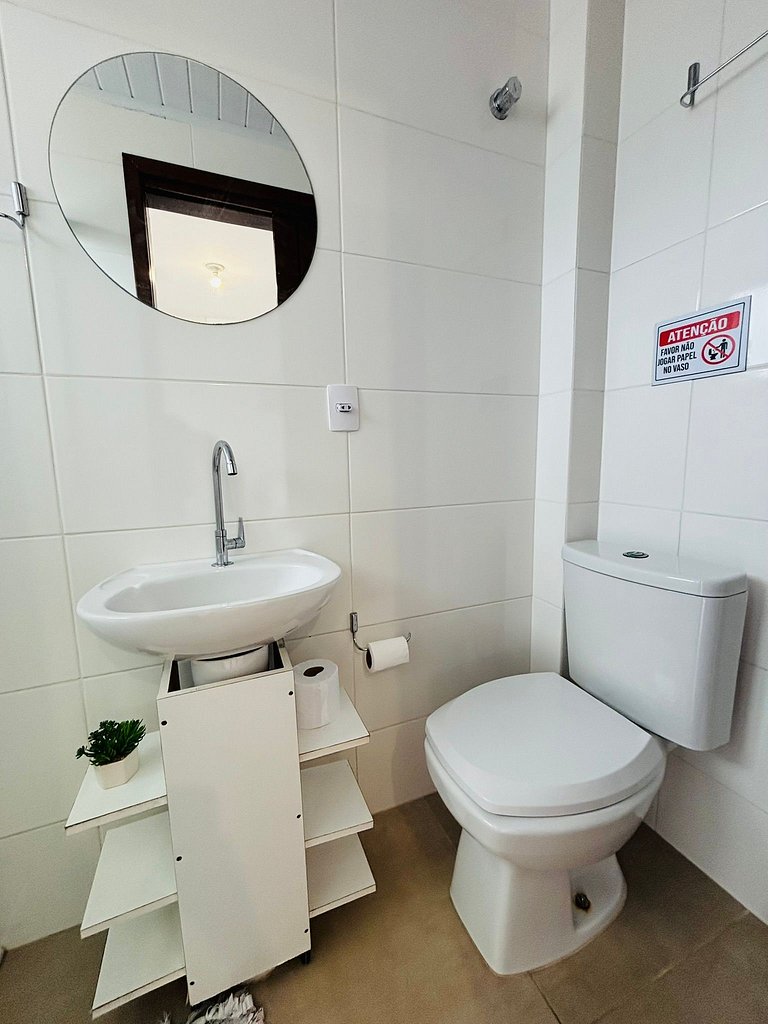 Canasvieiras - Apto Studio (102) - 700m da praia