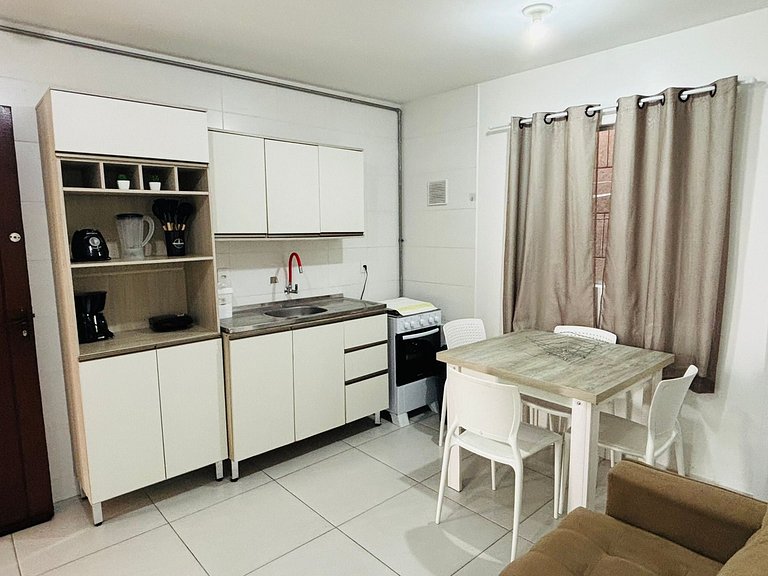 Canasvieiras - Apto 1 quarto (105) - 700m da praia