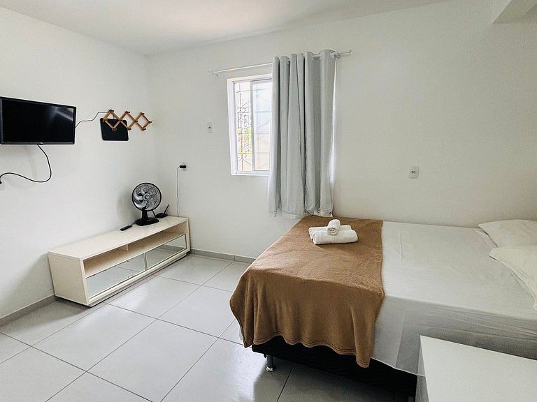 Canasvieiras - Apto 1 quarto (105) - 700m da praia