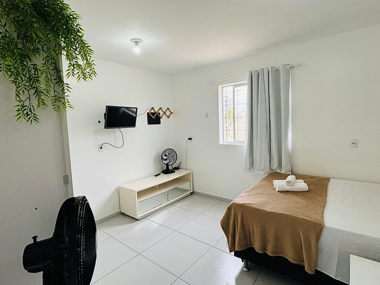 Canasvieiras - Apto 1 quarto (105) - 700m da praia