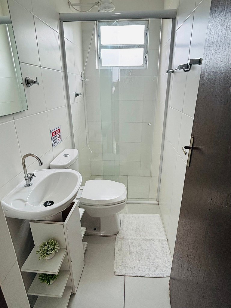 Canasvieiras - Apto 1 quarto (206) - 700m da praia