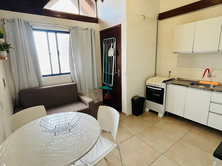 Canasvieiras - Apto 1 quarto (306) - 700m da praia