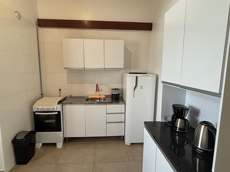 Canasvieiras - Apto 1 quarto (306) - 700m da praia