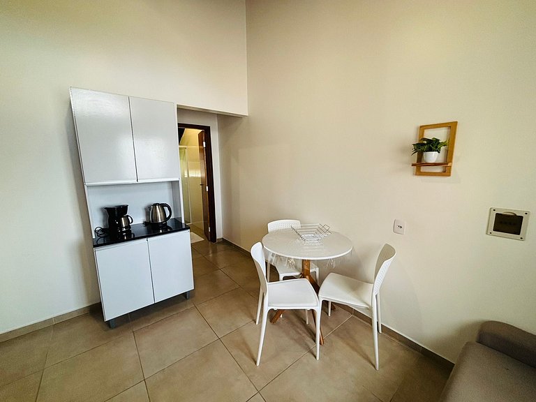 Canasvieiras - Apto 1 quarto (306) - 700m da praia