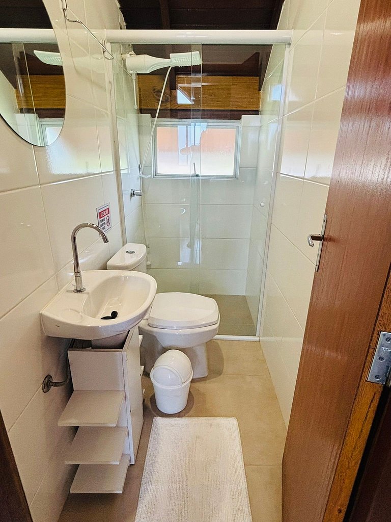 Canasvieiras - Apto 1 quarto (306) - 700m da praia