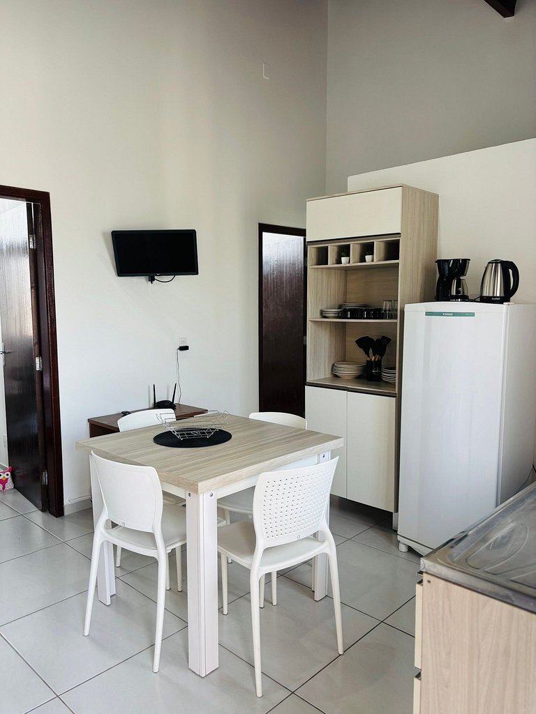 Canasvieiras - Apto 2 quartos (307) - 700m da praia