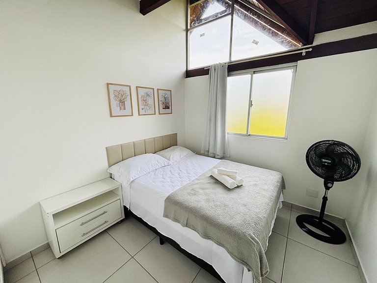 Canasvieiras - Apto 2 quartos (307) - 700m da praia